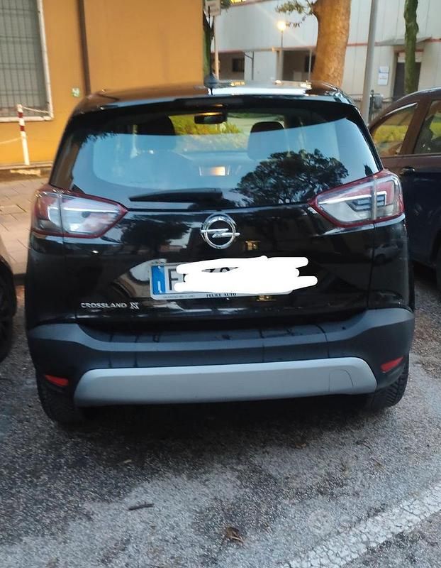Usata Opel Crossland X 81 CV (59 kW) 2017 Nero SUV