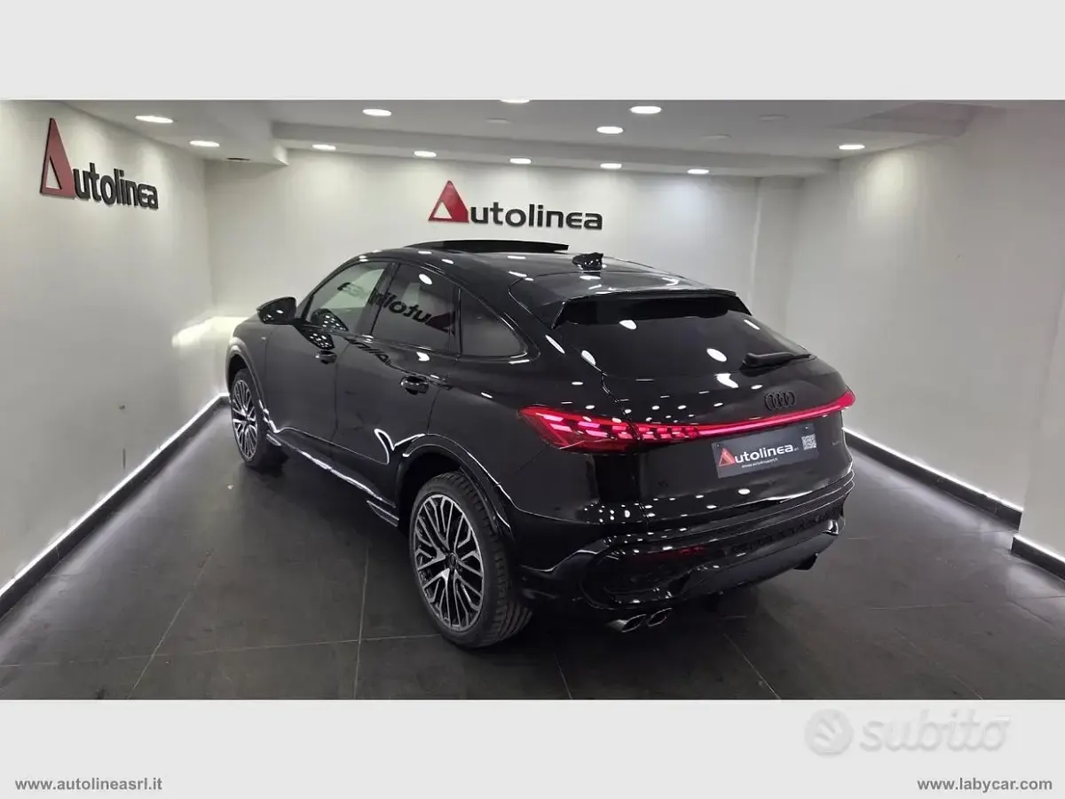 Nuova Audi Q5 S-Line 204 CV (150 kW) 2026 Nero SUV