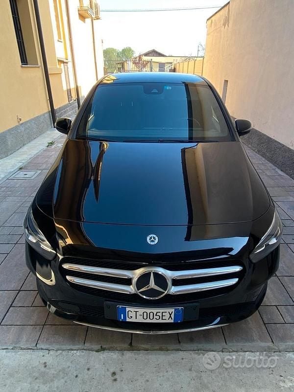 Usata Mercedes B180 2021 Monovolume