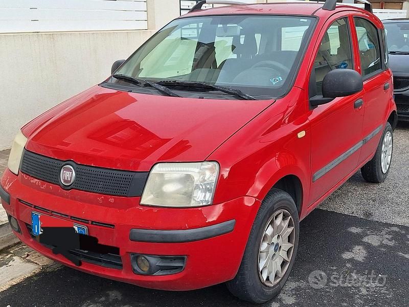 Usata Fiat Panda 77 CV (56 kW) 2012 Rosso Utilitaria