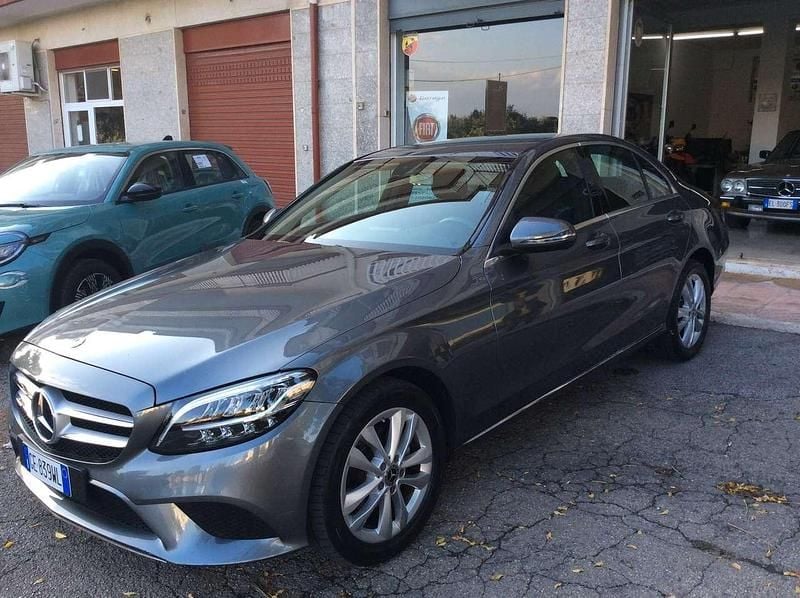 Usata Mercedes C180 Executive 122 CV (89 kW) 2019 Grigio Berlina