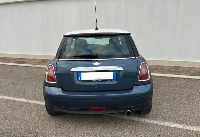 Usata Mini Cooper D 2010 Grigio Utilitaria