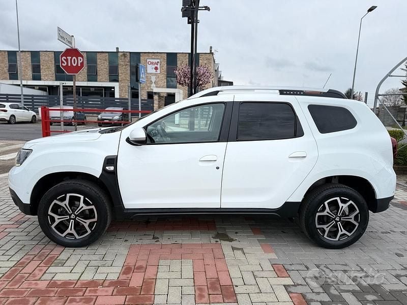 Usata Dacia Duster Prestige 114 CV (83 kW) 2020 Bianco SUV