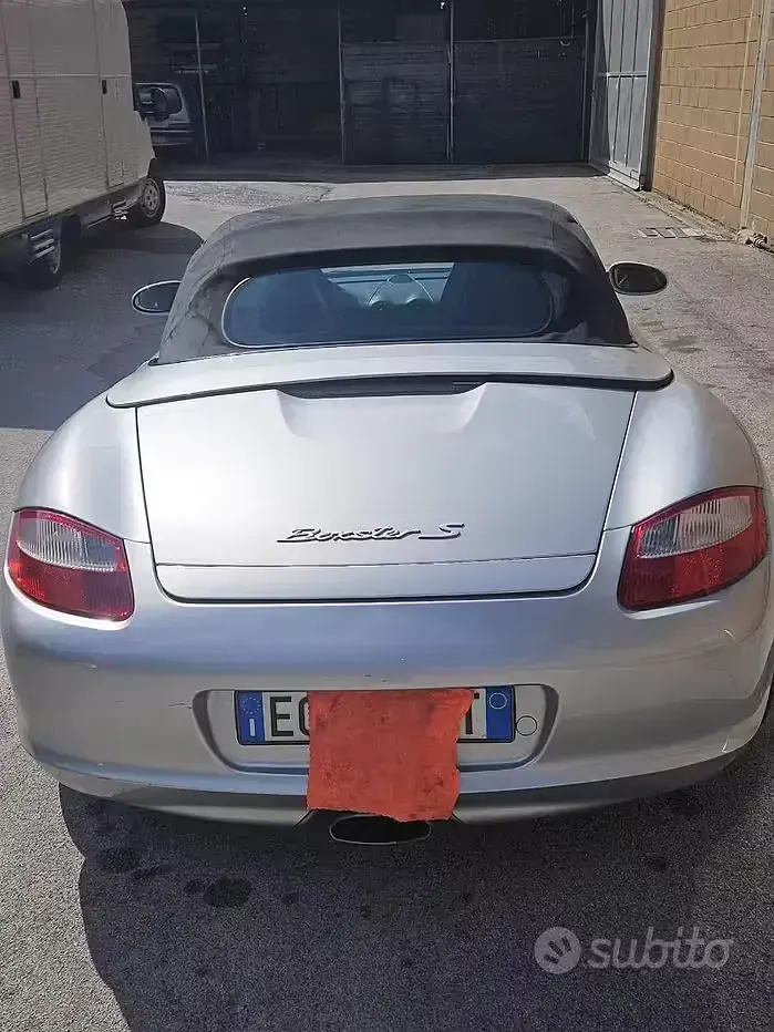 Usata Porsche Boxster 239 CV (175 kW) 2005 Grigio Cabrio
