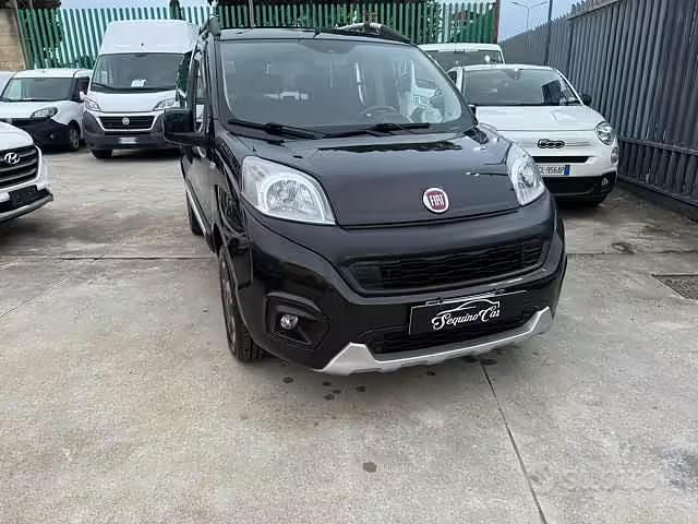 Usata Fiat Qubo Trekking 95 CV (69 kW) 2016 Nero Monovolume