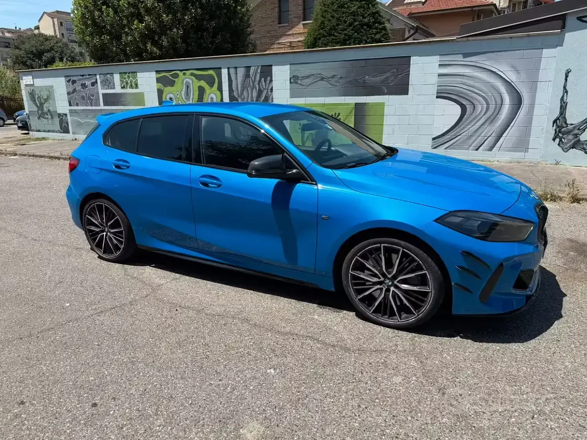 Usata BMW M135 Performance 306 CV (225 kW) 2021 Bluazzurro Utilitaria