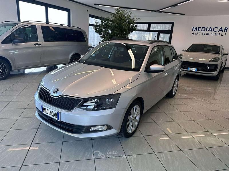 Usata Skoda Fabia Ambition 90 CV (66 kW) 2018 Argento Berlina