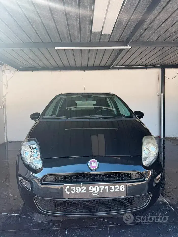 Usata Fiat Punto Street 69 CV (50 kW) 2015 Nero Utilitaria