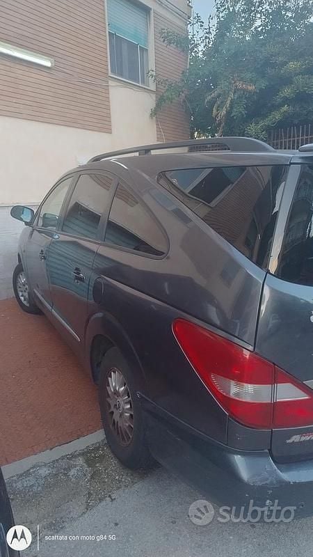 Usata Ssangyong (KGM) Rodius 165 CV (121 kW) 2008 Nero Monovolume