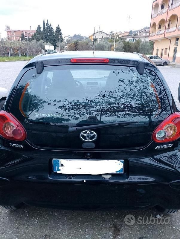 Usata Toyota Aygo 2007 Nero Utilitaria