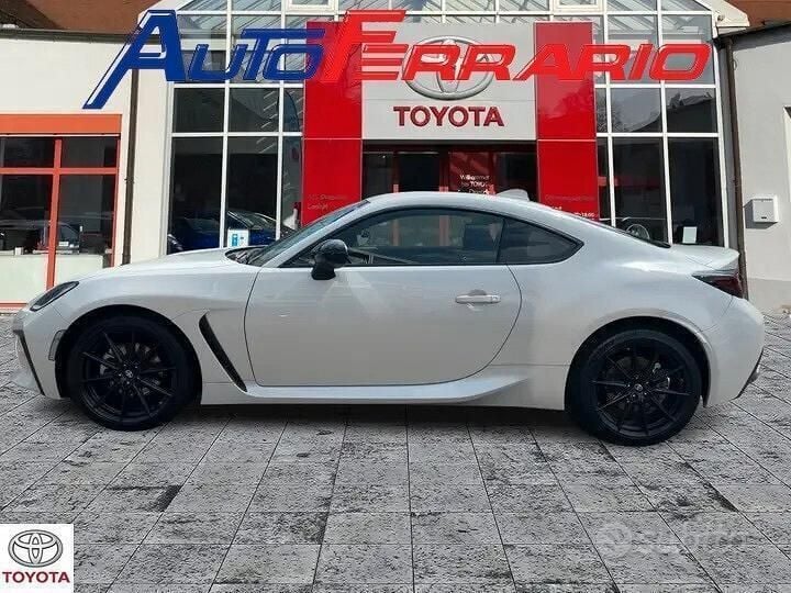 Bianco Usata 2022 Toyota GR86 Play Coupé | 34.950 € (Super prezzo) - Immagine 1/4