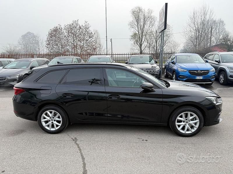 Usata Seat Leon Style 116 CV (85 kW) 2023 Nero Station wagon