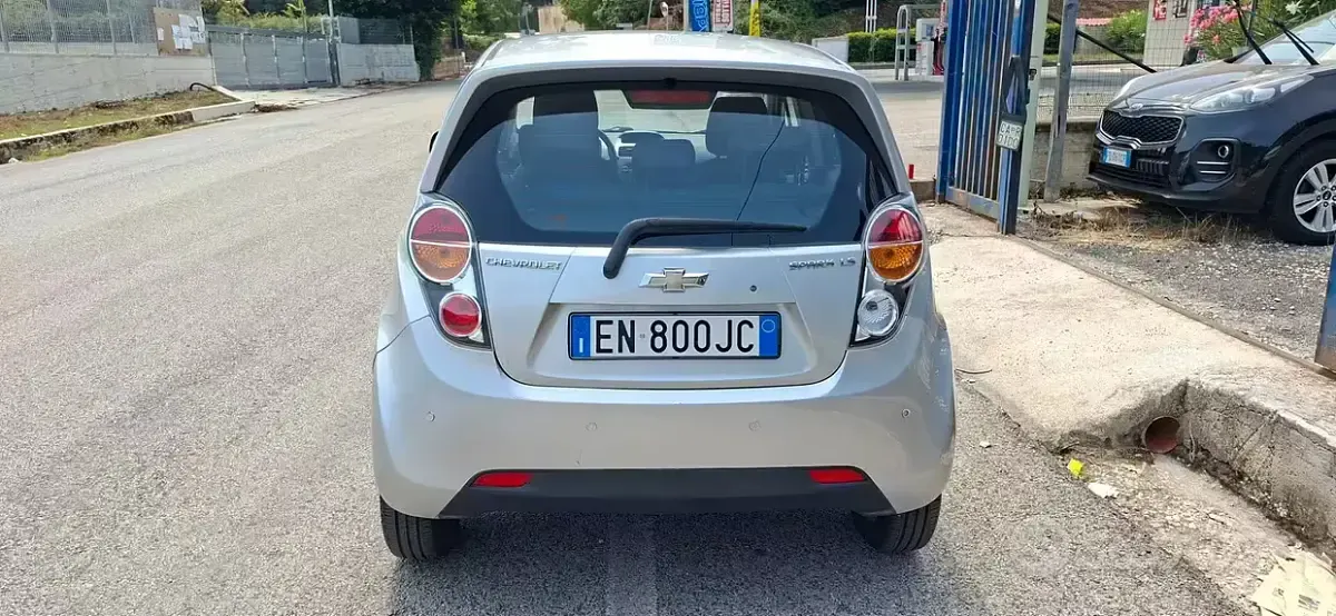 Usata Chevrolet Spark LT 68 CV (50 kW) 2012 Grigio Utilitaria