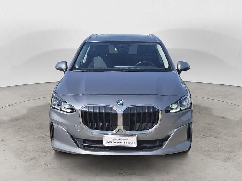 Usata BMW 218 Comfort Edition 150 CV (110 kW) 2022 Grigio Station wagon