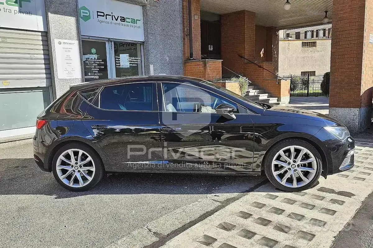 Usata Seat Leon FR 150 CV (110 kW) 2017 Nero Utilitaria