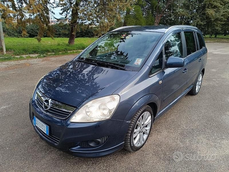 Usata Opel Zafira 150 CV (110 kW) 2010 Blu/azzurro Monovolume