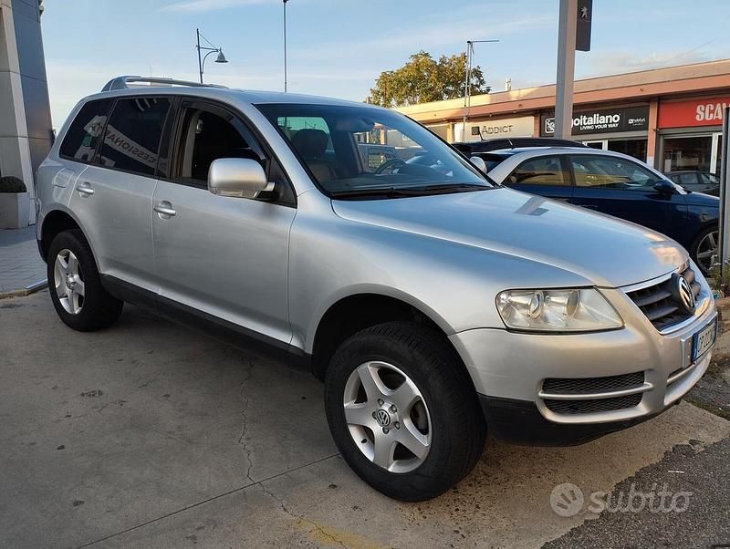 Usata VW Touareg R 174 CV (127 kW) 2004 Argento SUV