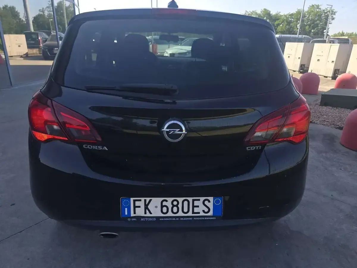 Usata Opel Corsa 75 CV (55 kW) 2017 Other Utilitaria