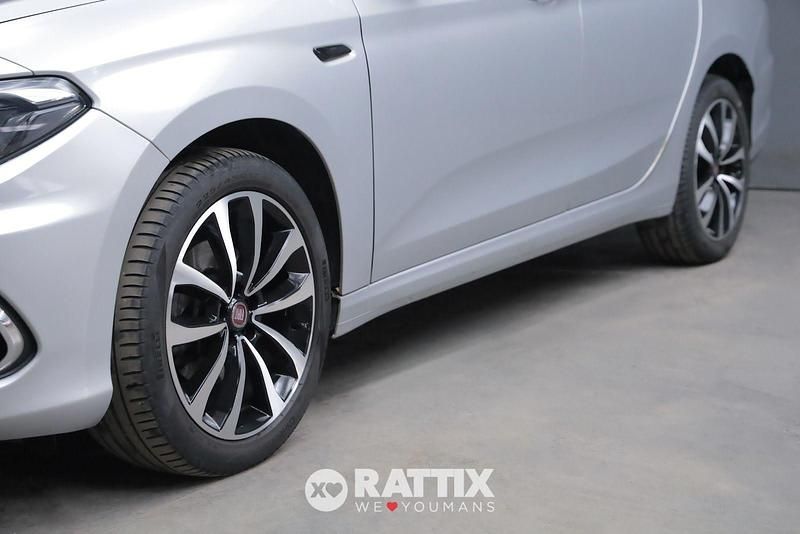 Usata Fiat Tipo Lounge 95 CV (69 kW) 2018 Grigio mestro Station wagon