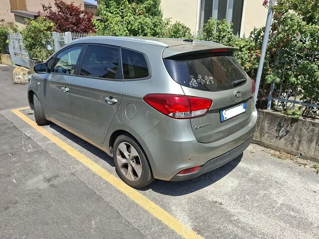 Usata Kia Carens 136 CV (100 kW) 2014 Monovolume