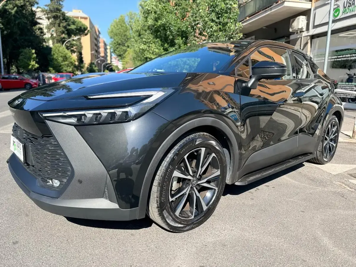Usata Toyota C-HR Trend 97 CV (71 kW) 2024 Nero SUV