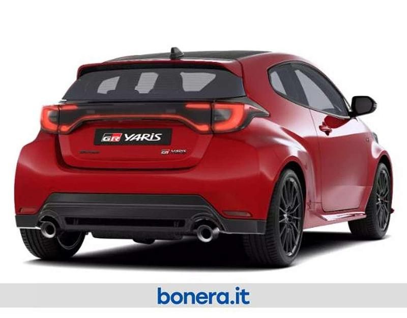 Nuova Toyota Yaris 261 CV (191 kW) 2026 Emotional red pearl Utilitaria