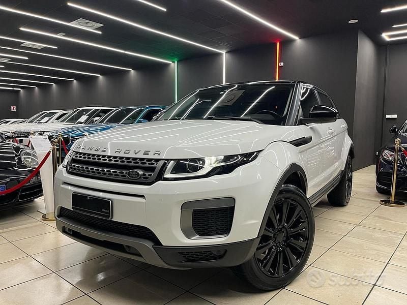 Bianco Usata 2017 Land Rover Range Rover evoque SE SUV | 16.900 € (Buon prezzo) - Immagine 1/4