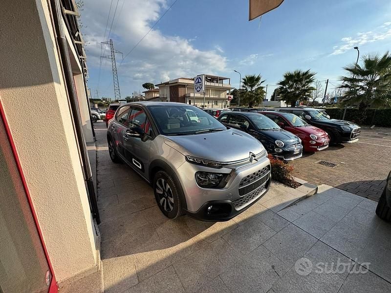 Usata Citroën C3 PureTech 110 CV (80 kW) 2024 Grigio Berlina