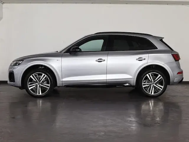 Usata Audi Q5 S-Line 204 CV (150 kW) 2025 Argento floret metallizzato SUV