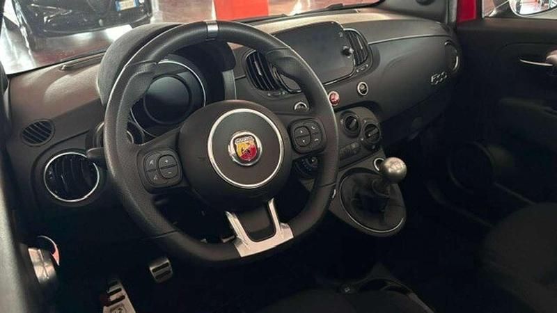 Usata Abarth 595C 165 CV (121 kW) 2024 Rosso Cabrio