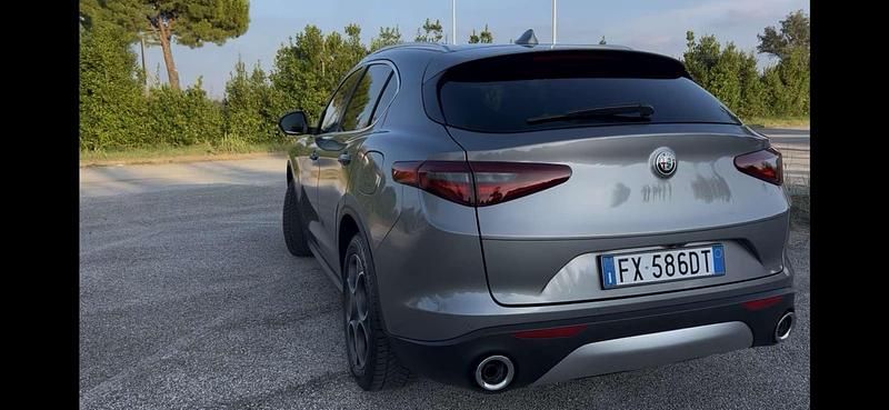 Usata Alfa Romeo Stelvio Tech Edition 209 CV (153 kW) 2019 SUV