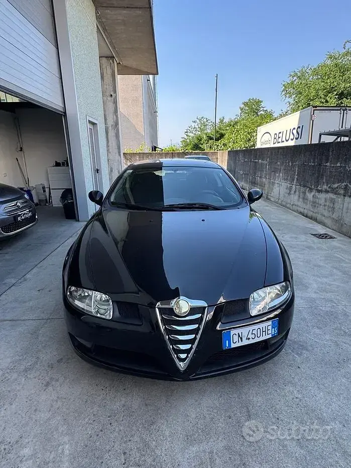 Usata Alfa Romeo GT 150 CV (110 kW) 2004 Nero Coupé