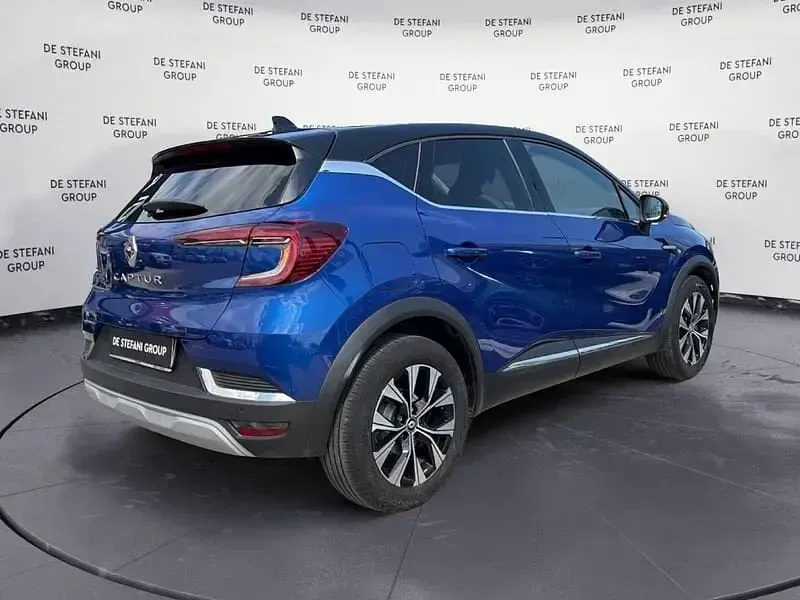 Usata Renault Captur Intens 101 CV (74 kW) 2023 Blu SUV
