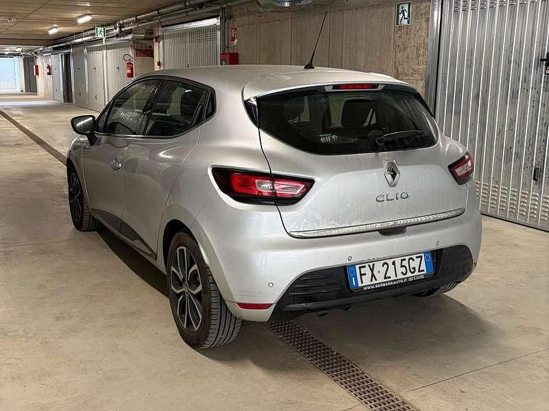 Usata Renault Clio IV Zen 90 CV (66 kW) 2019 Argento Berlina