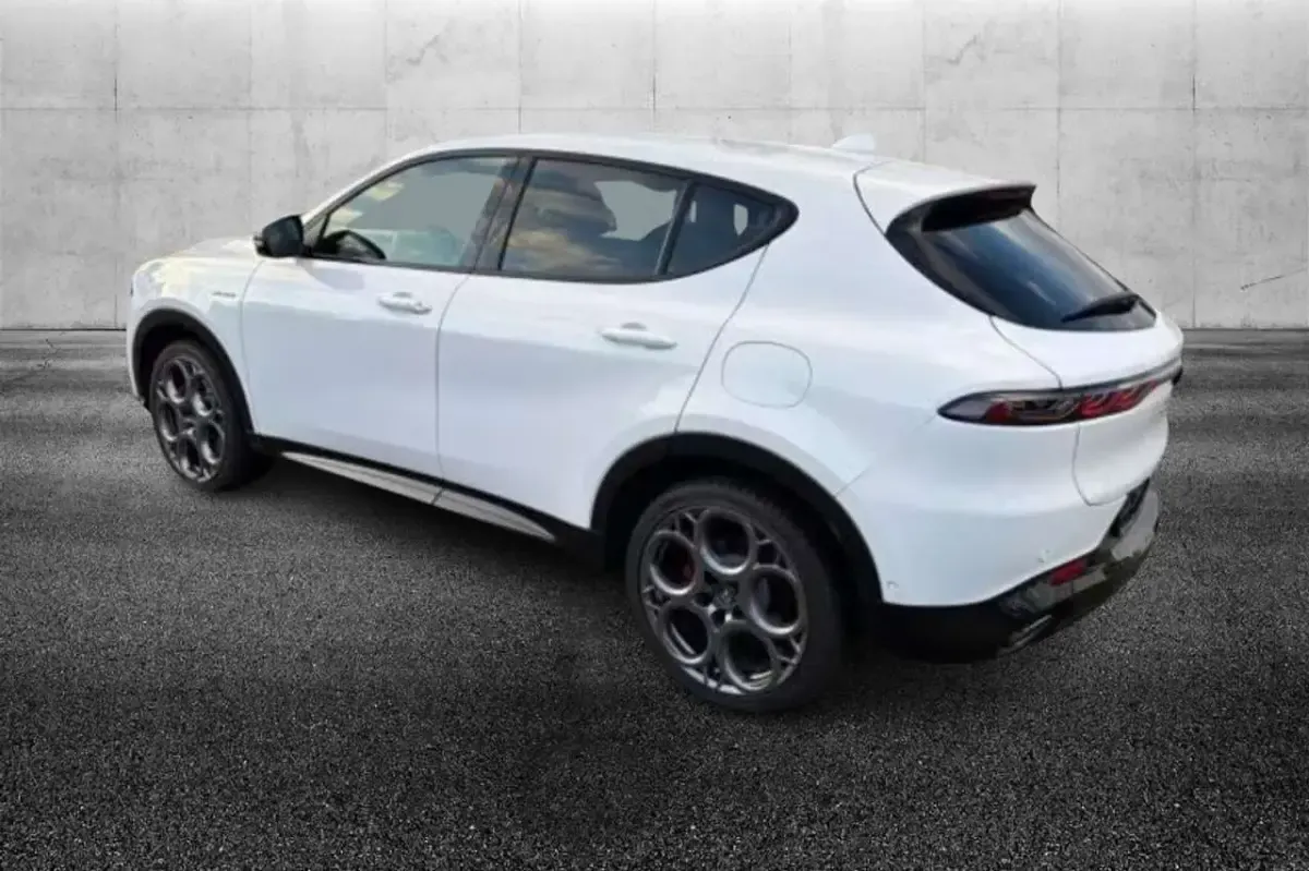 Usata Alfa Romeo Tonale Veloce 279 CV (205 kW) 2023 Bianco SUV