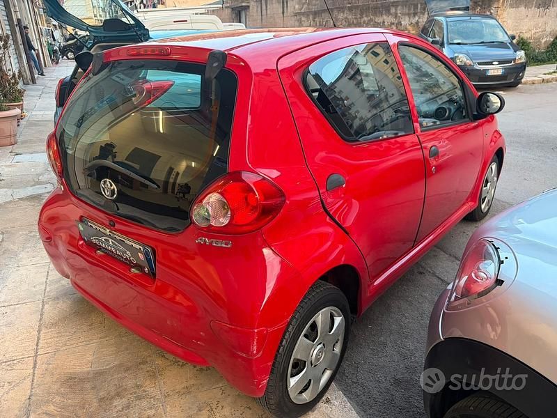 Usata Toyota Aygo 69 CV (50 kW) 2008 Utilitaria