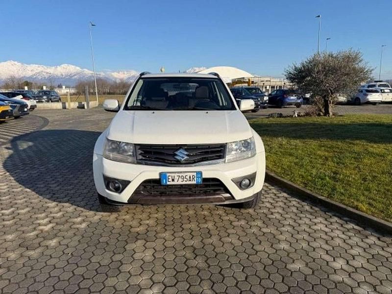 Bianco Usata 2014 Suzuki Vitara SUV | 9000 € (Buon prezzo) - Immagine 1/4