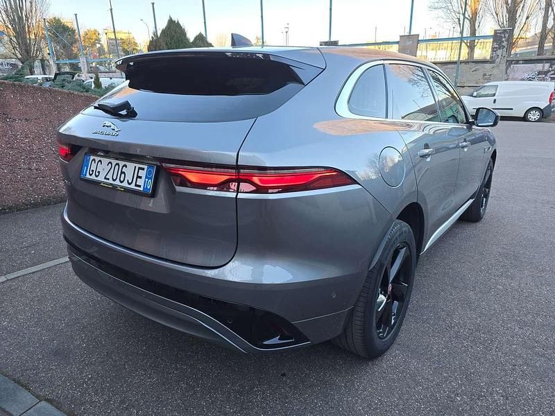 Usata Jaguar F-Pace R-Dynamic 204 CV (150 kW) 2021 Eiger grey SUV