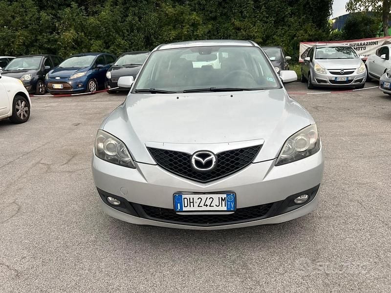 Grigio Usata 2007 Mazda 3 Energy Tre volumi | 1500 € (Ottimo prezzo) - Immagine 1/4