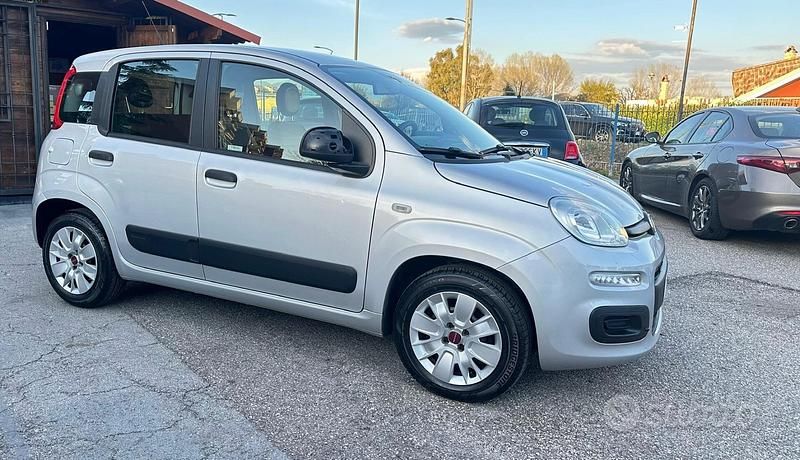 Usata Fiat Panda Easy 69 CV (50 kW) 2016 Grigio Utilitaria