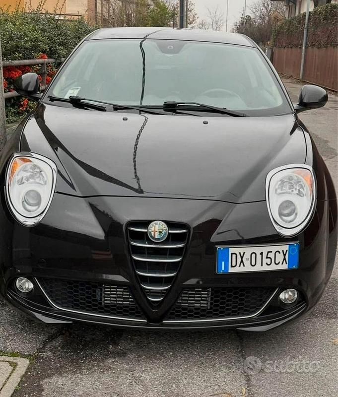 Nero Usata 2009 Alfa Romeo MiTo Due volumi | 2800 € - Immagine 1/3
