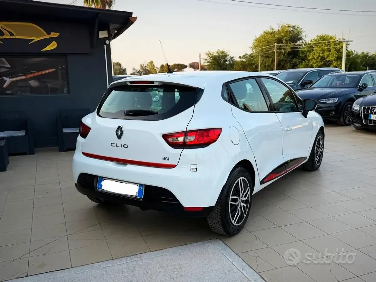 Usata Renault Clio 90 CV (66 kW) 2014 Bianco Station wagon