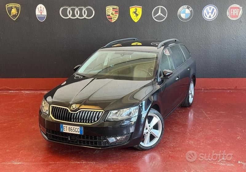 Usata Skoda Octavia Executive 150 CV (110 kW) 2013 Nero Utilitaria