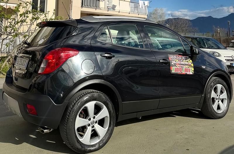 Usata Opel Mokka 140 CV (102 kW) 2015 Nero SUV