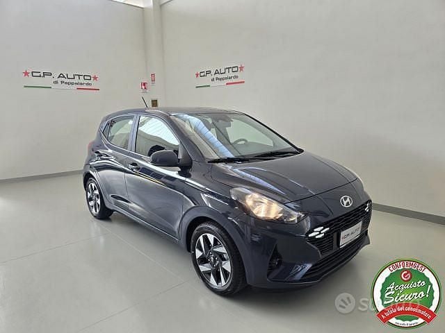 Nuova Hyundai i10 62 CV (45 kW) 2025 Grigio Utilitaria