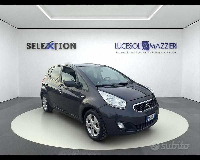 Usata Kia Venga EX 90 CV (66 kW) 2012 Grigio Utilitaria