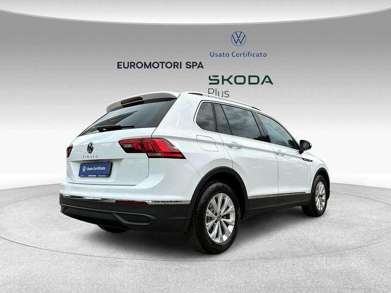 Usata VW Tiguan Life 150 CV (110 kW) 2021 Bianco SUV