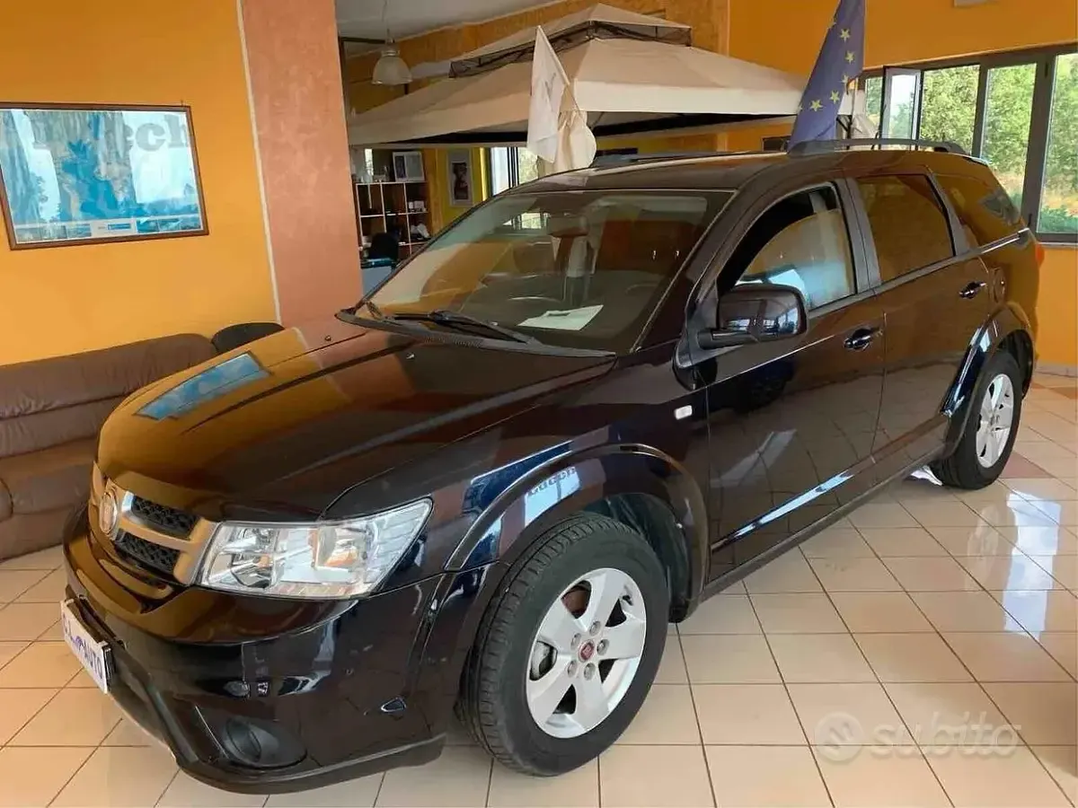 Usata Fiat Freemont 140 CV (102 kW) 2011 SUV