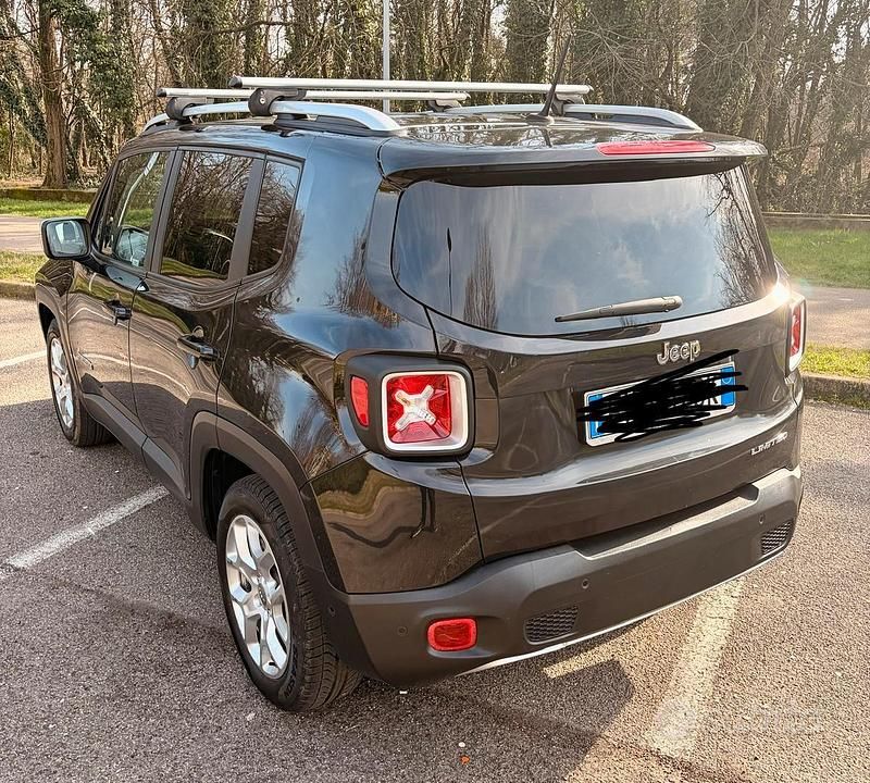 Usata Jeep Renegade Limited 120 CV (88 kW) 2017 Nero SUV