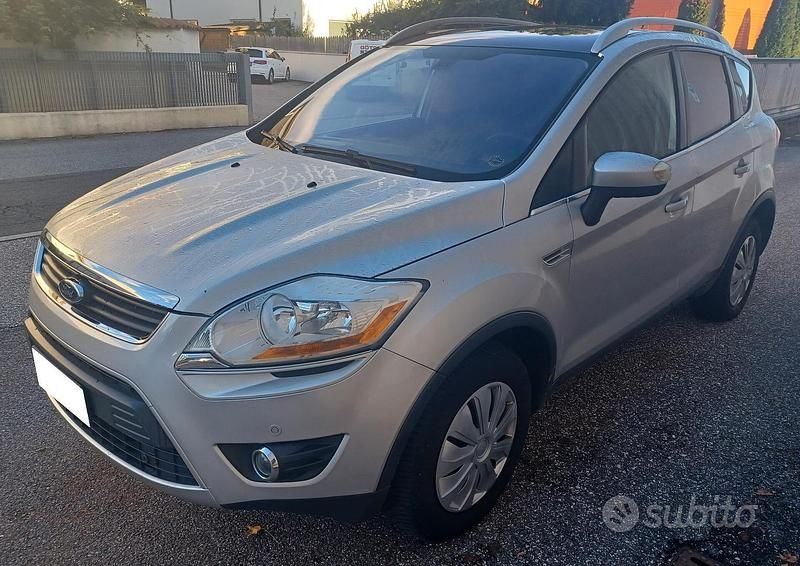 Usata Ford Kuga Titanium 163 CV (119 kW) 2011 Argento SUV